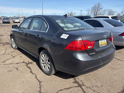 2010 KIA OPTIMA - Thumbnail 4