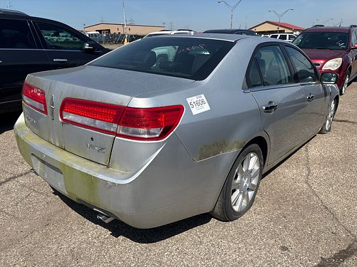 2011 LINCOLN MKZ - Thumbnail 3
