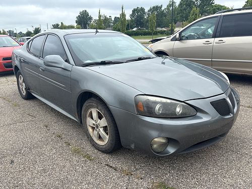 2005 PONTIAC GRAND PRIX - Thumbnail 2
