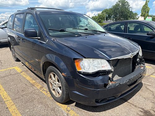 2008 CHRYSLER TOWN COUNTRY - Thumbnail 2