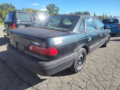1995 FORD TAURUS - Thumbnail 3