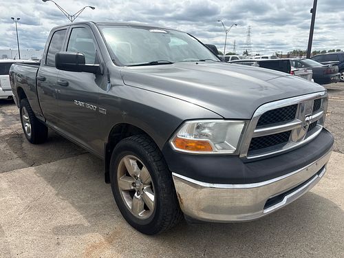 2012 RAM 1500 - Thumbnail 2