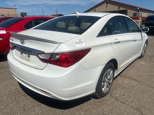2011 HYUNDAI SONATA - Thumbnail 3