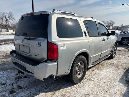 2005 INFINITI QX56 - Thumbnail 3