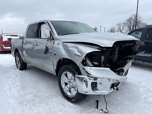 2015 RAM RAM 1500 - Thumbnail 2