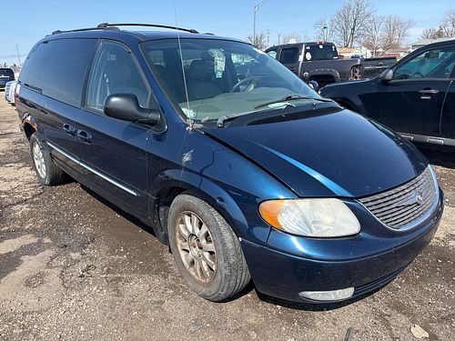 2003 CHRYSLER TOWN COUNTRY - Thumbnail 2