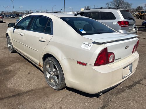 2011 CHEVROLET MALIBU - Thumbnail 4