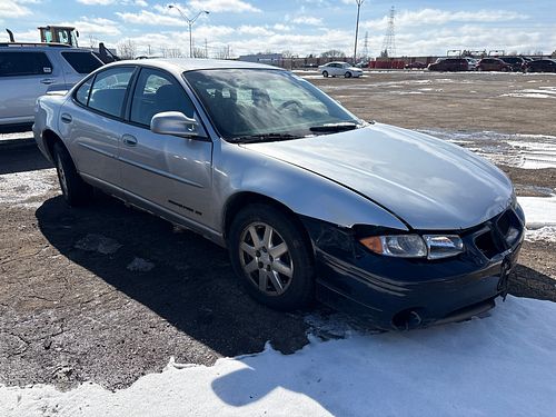 2001 PONTIAC GRAND PRIX - Thumbnail 2