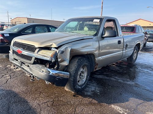 2004 CHEVROLET SILVERADO 1500 - Thumbnail 1