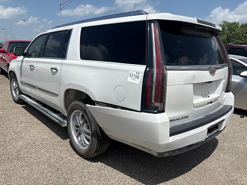 2019 CADILLAC ESCALADE - Thumbnail 4
