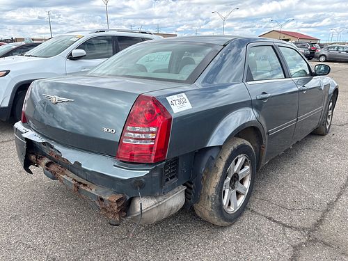 2005 CHRYSLER 300 - Thumbnail 3