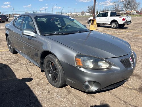 2008 PONTIAC GRAND PRIX - Thumbnail 2