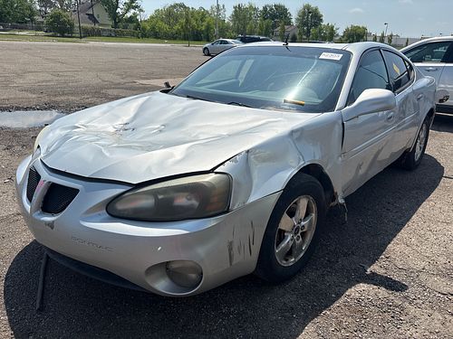 2005 PONTIAC GRAND PRIX - Thumbnail 1