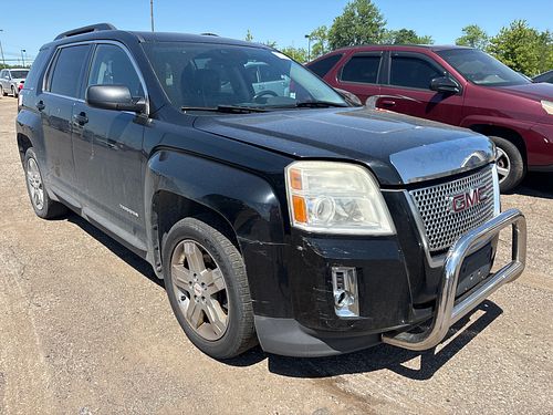2013 GMC TERRAIN - Thumbnail 2