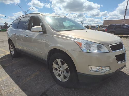 2010 CHEVROLET TRAVERSE - Thumbnail 2