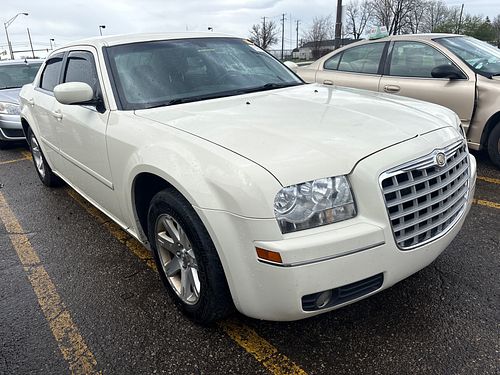 2005 CHRYSLER 300 - Thumbnail 2