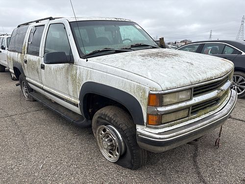 1998 CHEVROLET SUBURBAN 2500 - Thumbnail 2