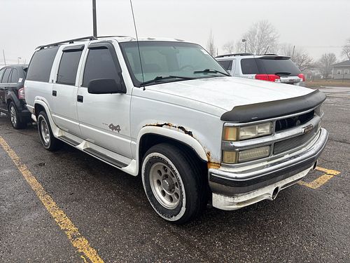 1999 CHEVROLET SUBURBAN 1500 - Thumbnail 2