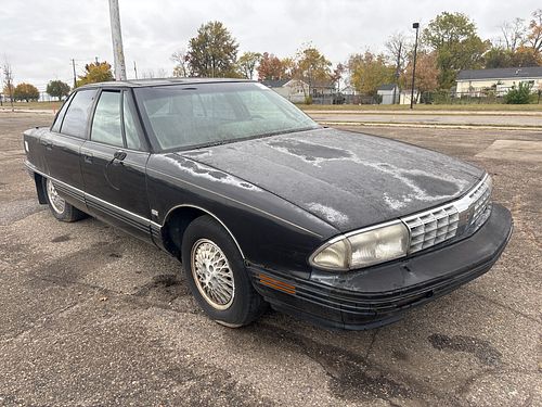 1992 OLDSMOBILE NINETY-EIGHT - Thumbnail 2
