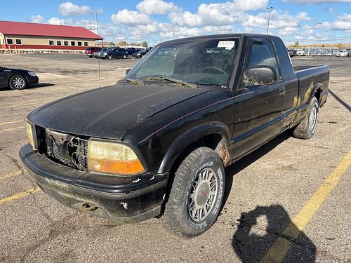 1999 GMC SONOMA - Thumbnail 1
