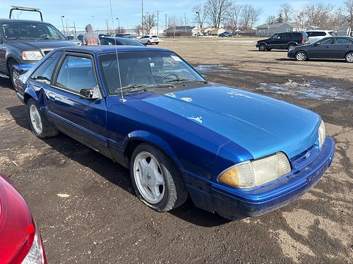1993 FORD MUSTANG - Thumbnail 2