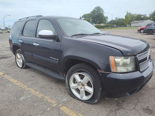 2008 CHEVROLET TAHOE - Thumbnail 2