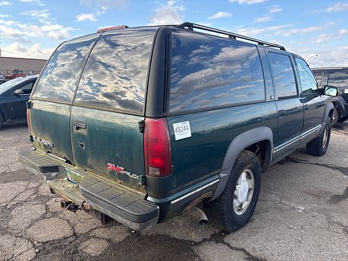 1995 GMC SUBURBAN 1500 - Thumbnail 3