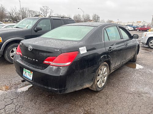 2007 TOYOTA AVALON - Thumbnail 3