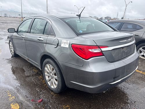 2013 CHRYSLER 200 - Thumbnail 4