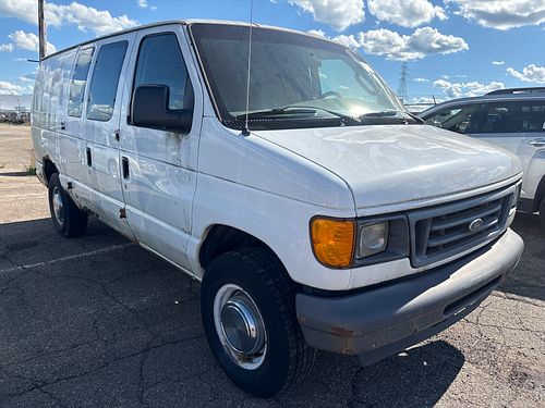 2006 FORD E250 - Thumbnail 2