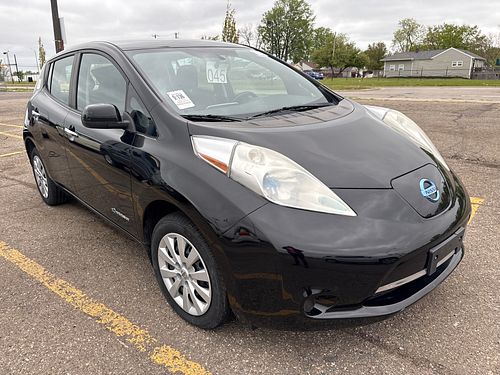 2013 NISSAN LEAF - Thumbnail 2