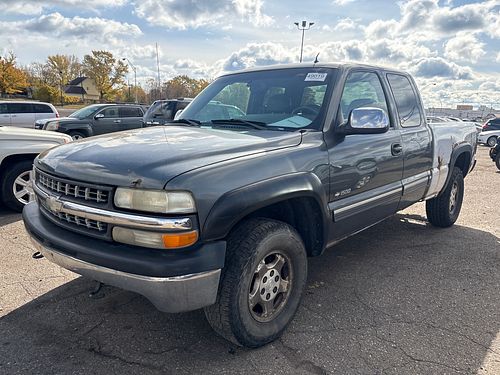 2002 CHEVROLET  SILVERADO 1500 - Thumbnail 1