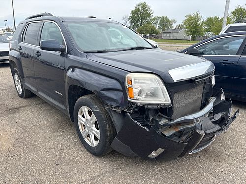 2015 GMC TERRAIN - Thumbnail 2