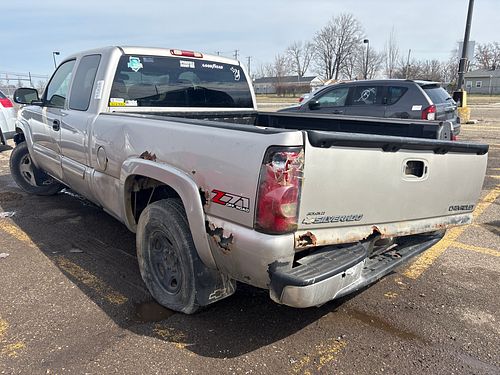 2005 CHEVROLET SILVERADO 1500 - Thumbnail 4