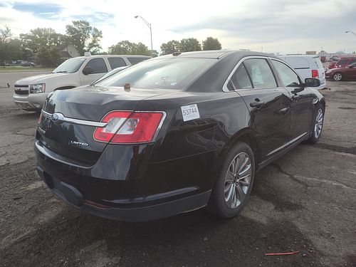 2011 FORD TAURUS - Thumbnail 3
