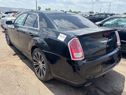 2012 CHRYSLER 300 - Thumbnail 4