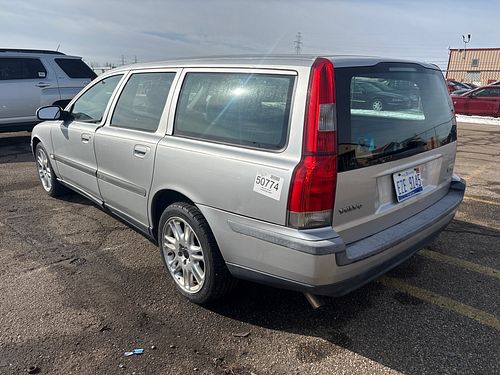 2002 VOLVO V70 - Thumbnail 4