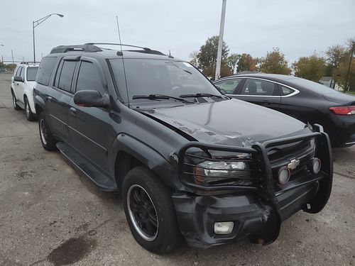 2005 CHEVROLET TRAILBLAZER - Thumbnail 2