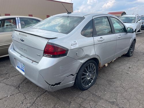 2010 FORD FOCUS - Thumbnail 3