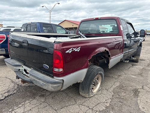 2004 FORD F250SD - Thumbnail 3
