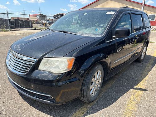 2012 CHRYSLER TOWN COUNTRY - Thumbnail 1